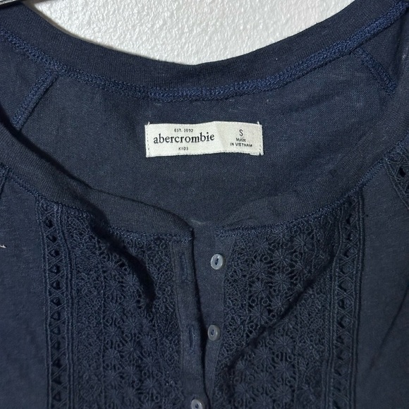Abercrombie Kids Navy Blue Blouse Top size S. - Picture 3 of 6